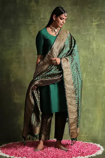 Pine green moonga silk kurta set