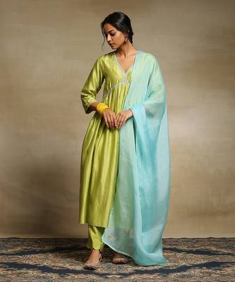 Lime green handloom chanderi kurta set 1