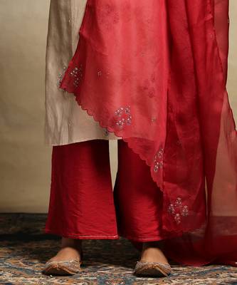 Beige chanderi kurta set 4