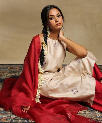 Beige chanderi kurta set 5