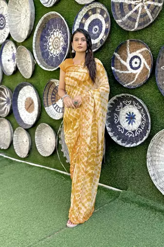 Sutram printed mustard daily wear 5.5 meter saree with 0.8 meter unstitch blouse piece