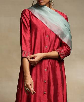 Deep red handloom pure chanderi kurta set 5