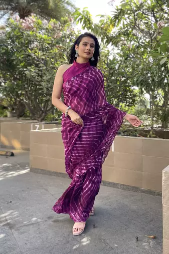Sutram Printed Purple Daily Wear 5.5 Meter Saree With 0.8 Meter Unstitch Blouse Piece