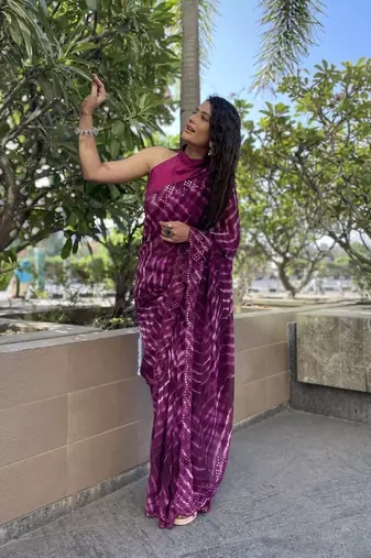Sutram Printed Purple Daily Wear 5.5 Meter Saree With 0.8 Meter Unstitch Blouse Piece