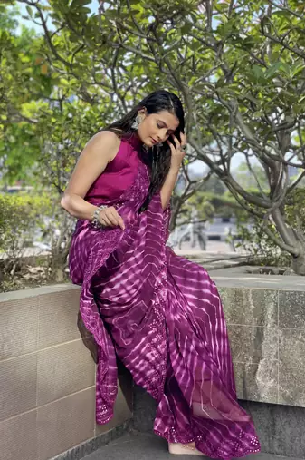Sutram Printed Purple Daily Wear 5.5 Meter Saree With 0.8 Meter Unstitch Blouse Piece