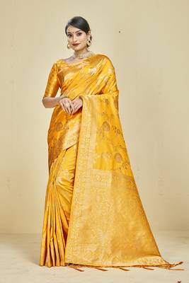 Panchaamrit Self Design, Woven, Floral Print Faux Banarasi Silk Blend, Jacquard Saree 2