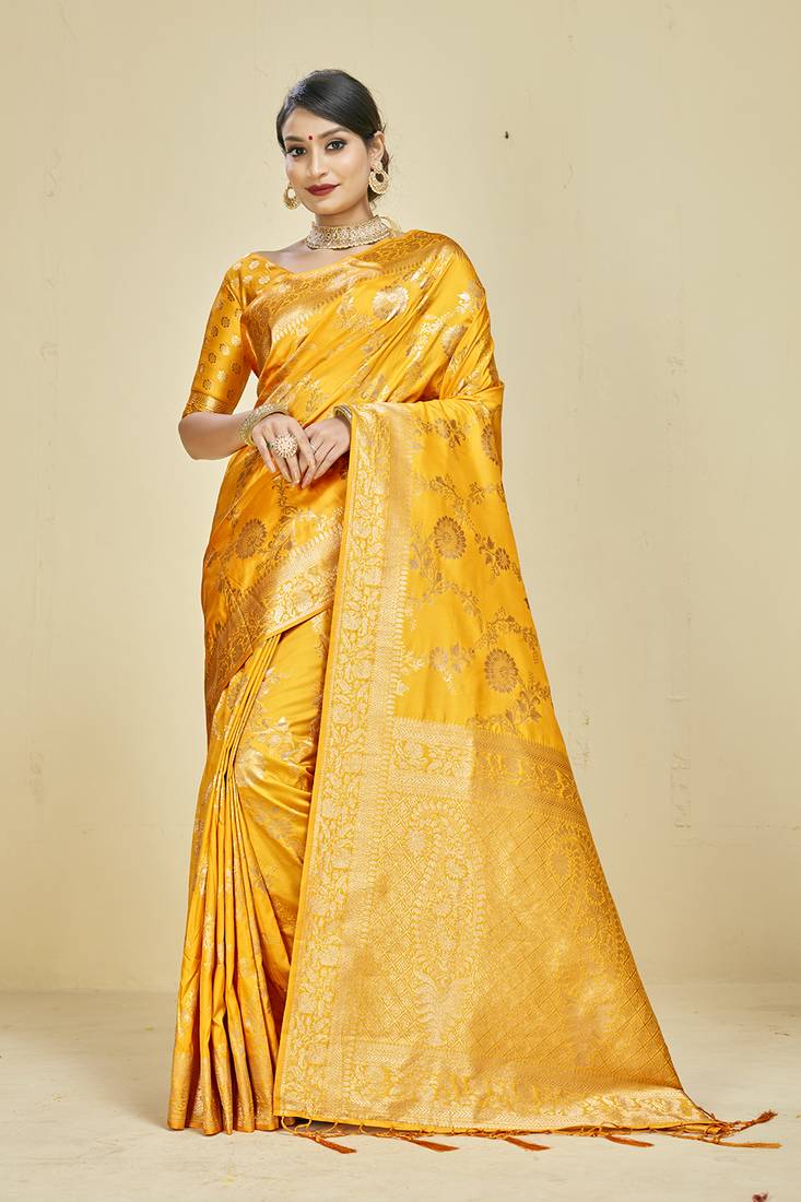 Panchaamrit Self Design, Woven, Floral Print Faux Banarasi Silk Blend, Jacquard Saree