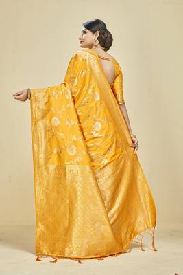 Panchaamrit Self Design, Woven, Floral Print Faux Banarasi Silk Blend, Jacquard Saree 5