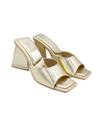 Gold vegan leather oro metallic block heels 1