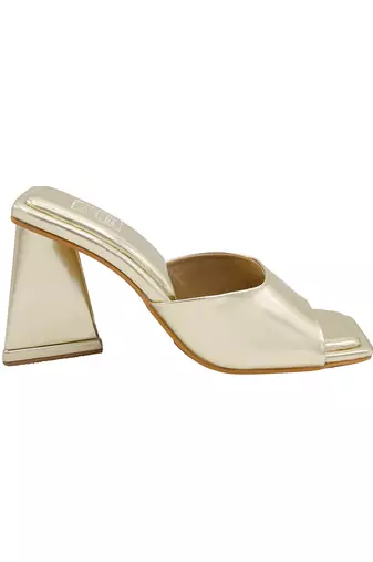 Gold vegan leather oro metallic block heels