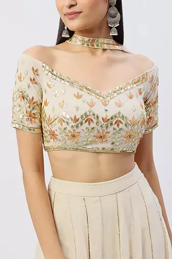 Off White Crop Top Set