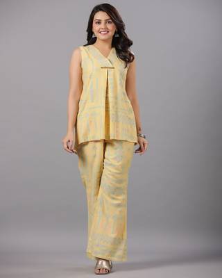 RAYON SLUB PRINTED SLEEVELESS TOP & BELL BOTTOM PANT 1