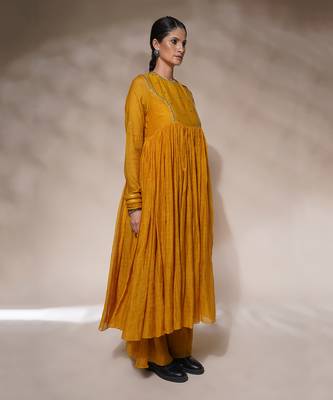 Mustard yellow goyave anarkali set 2