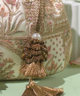 Off white amer potli bag 2