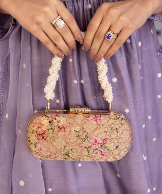 Old rose elora clutch 1