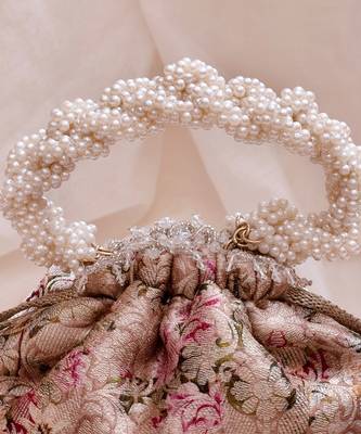 Old rose elora potli bag 4