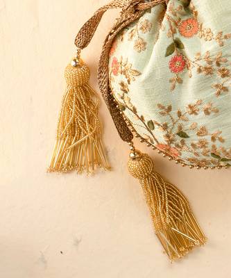 Mint floral creeper potli bag 3
