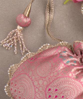 Pink kashi banarasi potli bag 4