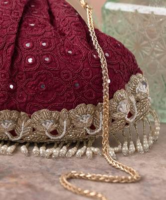 Maroon monroe vintage purse 3