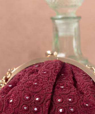 Maroon monroe vintage purse 4