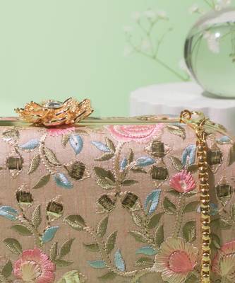 Old rose peony capsule clutch 4