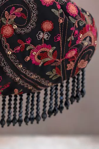 Black rumi vintage purse