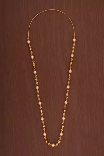 Pearl necklace