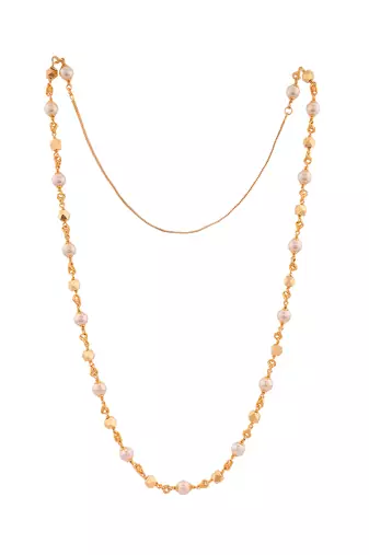 Pearl necklace