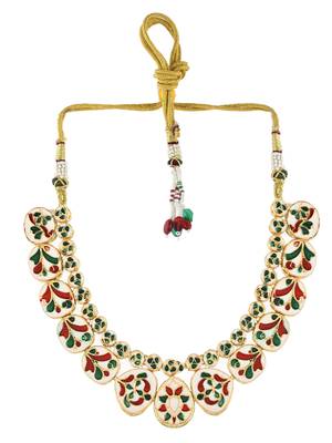 Sasha gold-plated kundan studded meeanakari reversible choker necklace with earrings set 4