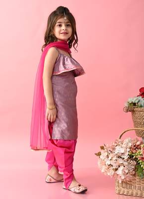 Saka Designs Girls Purple & Magenta Kurta Dhoti With Dupattta 4