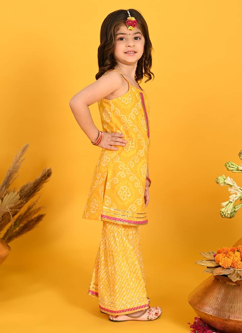 Saka Designs Girls Yellow Printed Kurta with Sharara