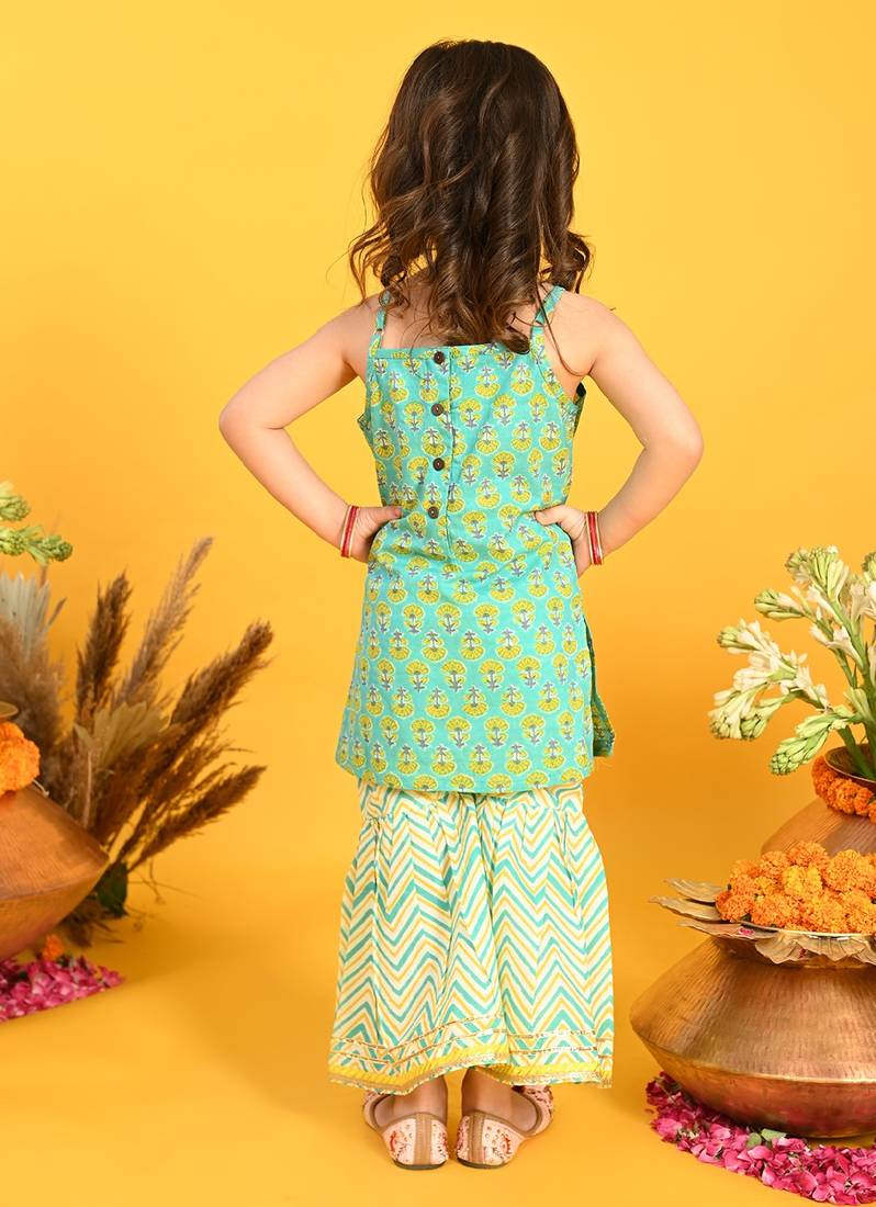 Saka Designs Girls Green Printed Kurta with Sharara
