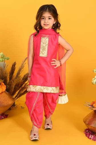 Saka Designs Girls Pink Kurta With Emberoidery on Yoke With Dhoti & Dupatta