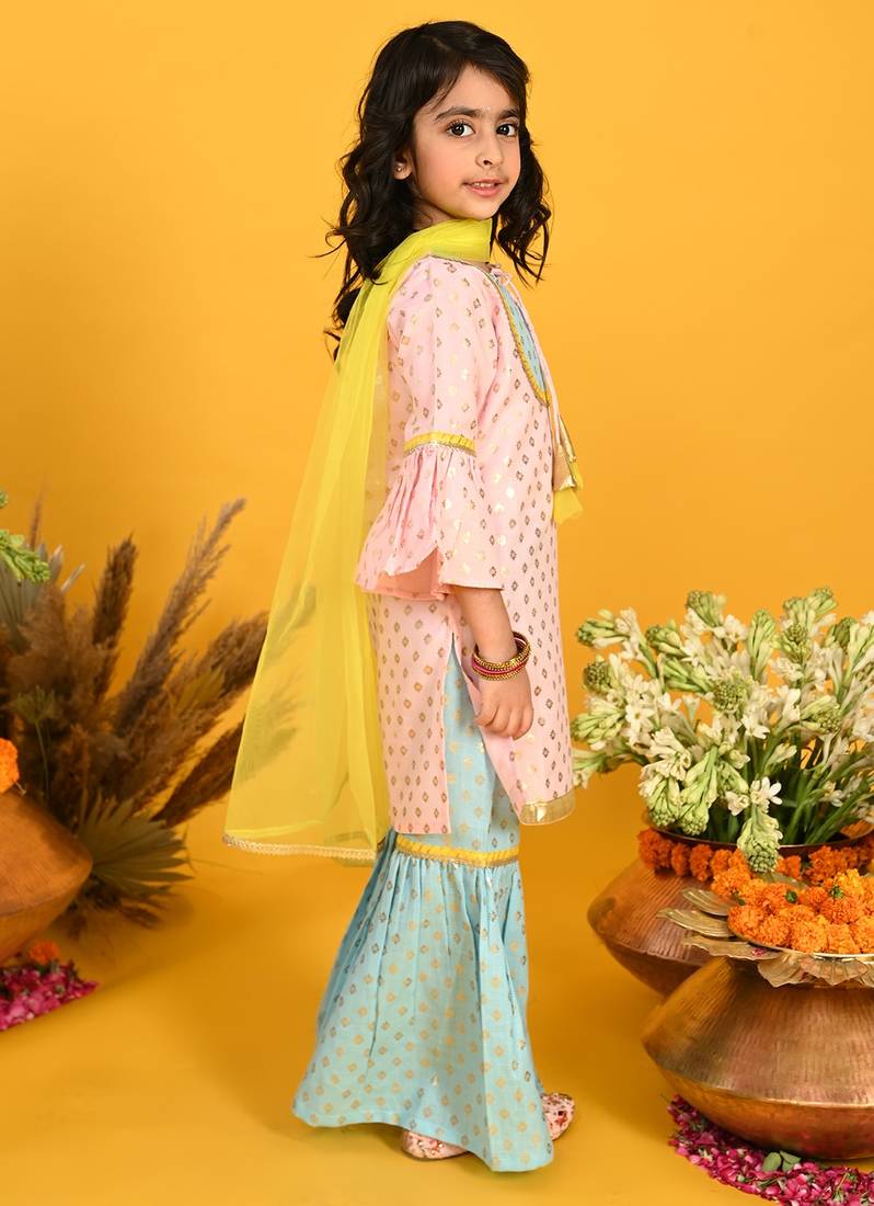 Saka Designs Girls Pink & Blue Printed Kurta Sharara With Dupatta
