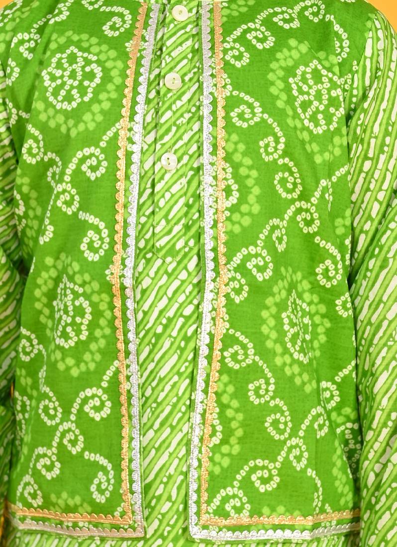 Saka Designs Boys Green Bandhani Printed Cotton Kurta with off-white Paijama