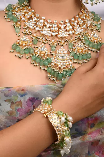 JADAU KUNDAN BANGLES