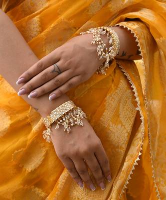 JADAU KUNDAN BANGLES 1