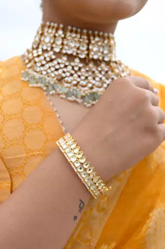 JADAU KUNDAN BANGLES