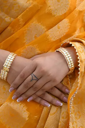 JADAU KUNDAN BANGLES
