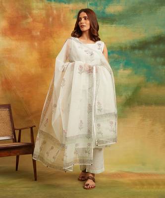 White dobby kurta set 4