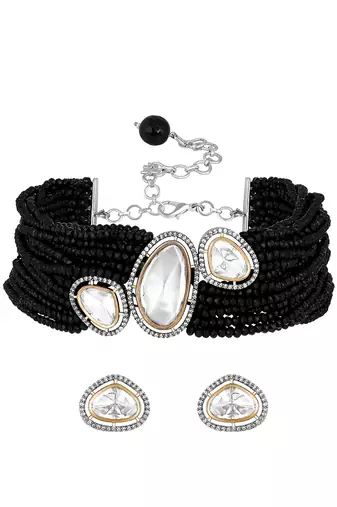 Black two tone finish necklace set
