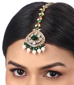 Green & gold kundan maangtikka