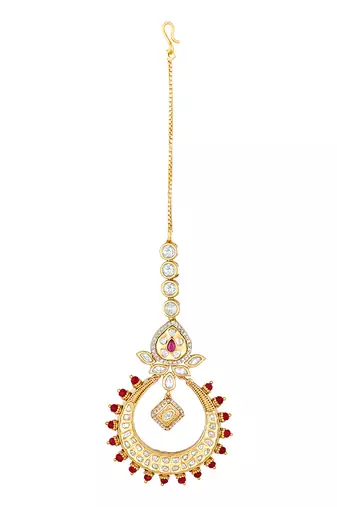 Red & gold kundan maangtikka