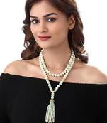 Green shell pearl necklace