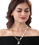 White pearl necklace