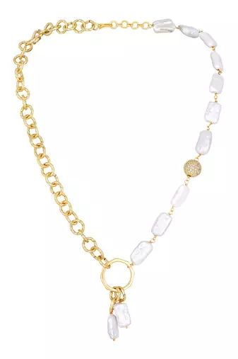 White pearl necklace