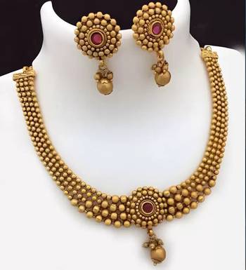 STYLISH JEWELLERY NECKLACE SET GOLD PLATED JEWELLERY SET FOR WOMEN 4