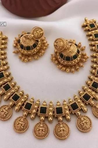 Stylish Jewellery Necklace Set Gold Plated Jewellery Set for Women