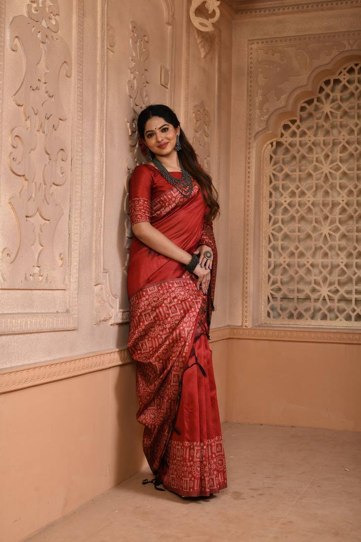 RED MOST ELEGANT DESIGNER SILK SAREE