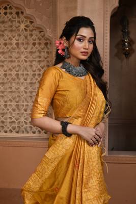 YELLOW MOST ELEGANT DESIGNER SILK SAREE 3